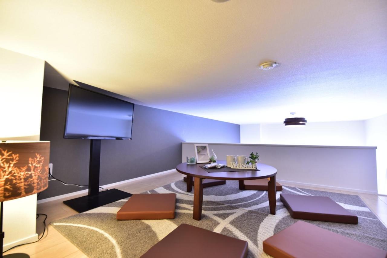 モノトーン難波 Apartment Osaka Ngoại thất bức ảnh
