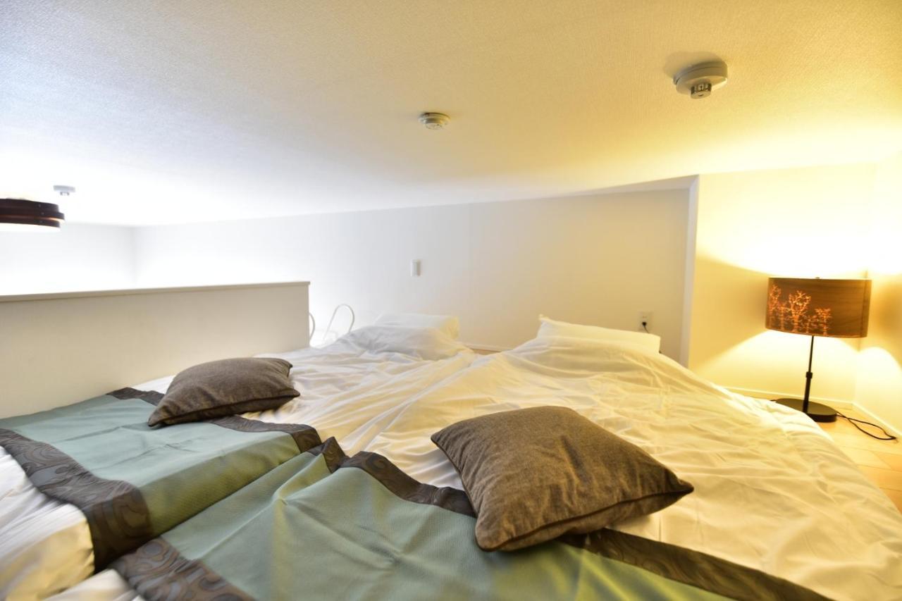 モノトーン難波 Apartment Osaka Ngoại thất bức ảnh